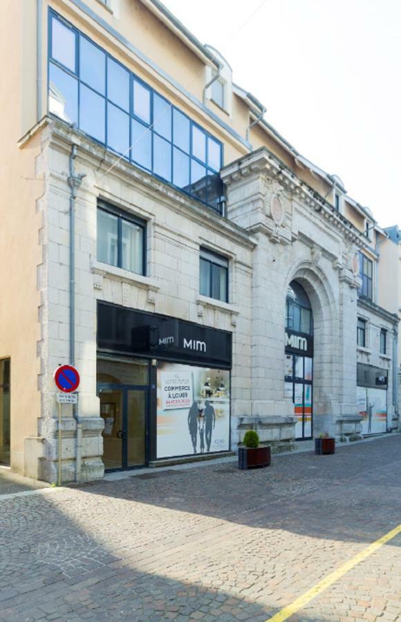 Le Contemporain Apartamento Montbéliard Exterior foto